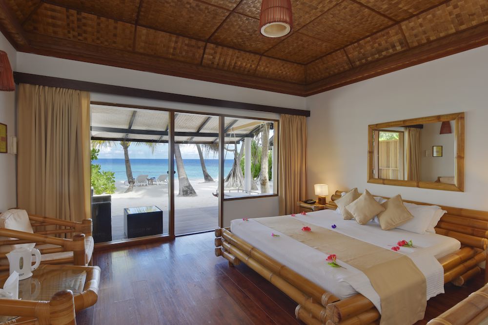 Superior Beach Bungalow photo 7